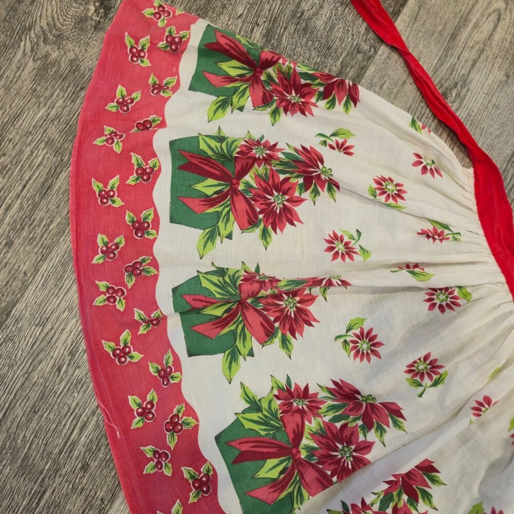 Vintage Christmas Apron Poinsettia Floral Print red Waist Ties Holiday Hostess - Picture 6 of 10
